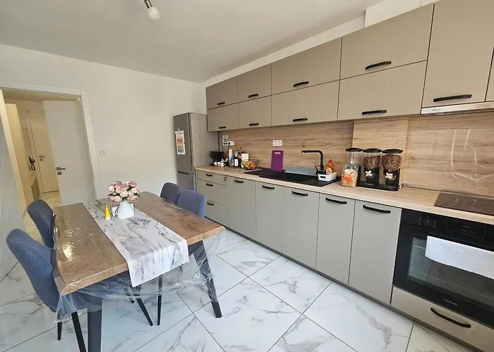 Ann's Διαμέρισμα Βάρνα