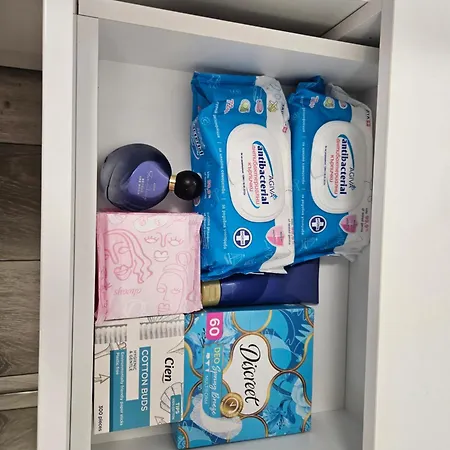 Ann's דירה וארנה