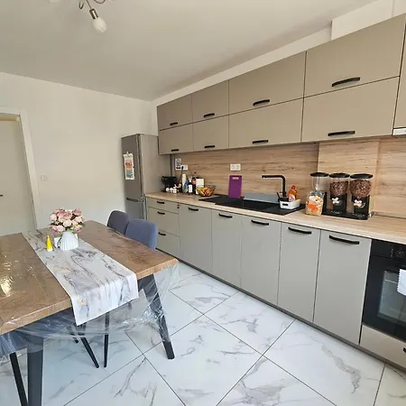 Ann's Lejlighed Varna